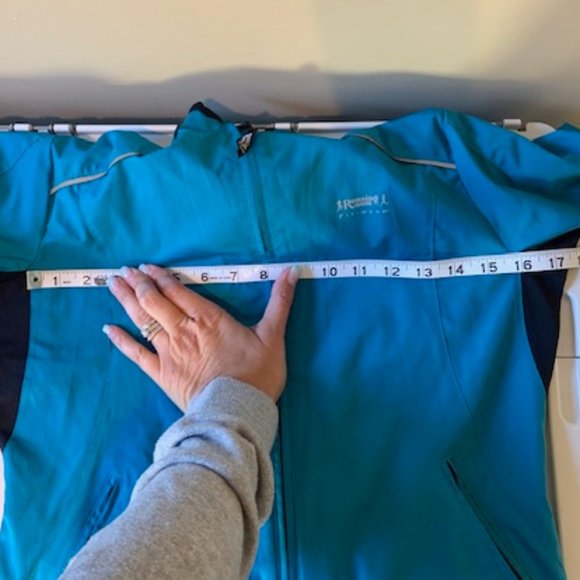 Running Jacket Size S - Picture 8 of 8